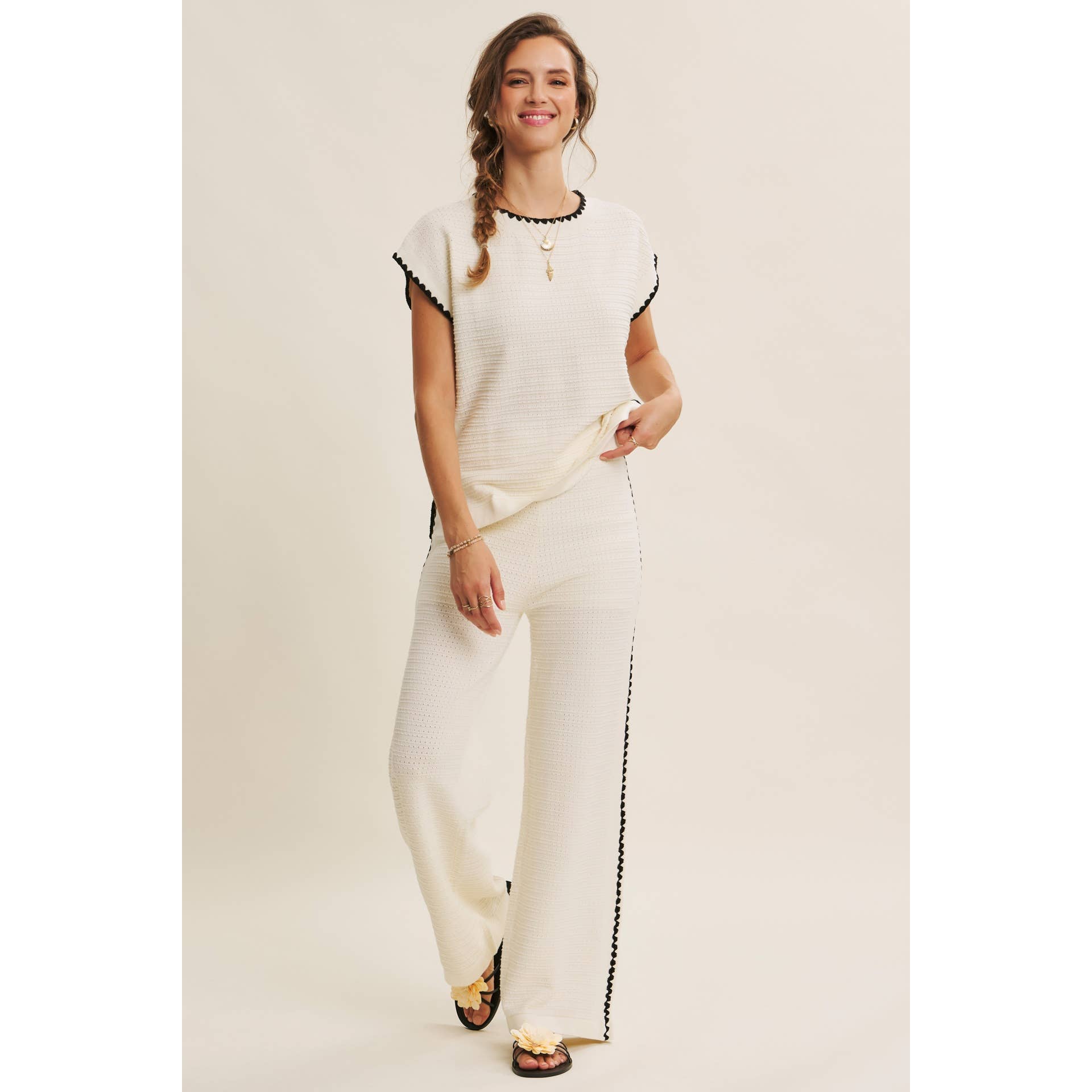 PLAYFUL SOPHISTICATION BEACHY TEXTURED SWEATER PANTS: IVORY / S | Stella & Grace Boutique .