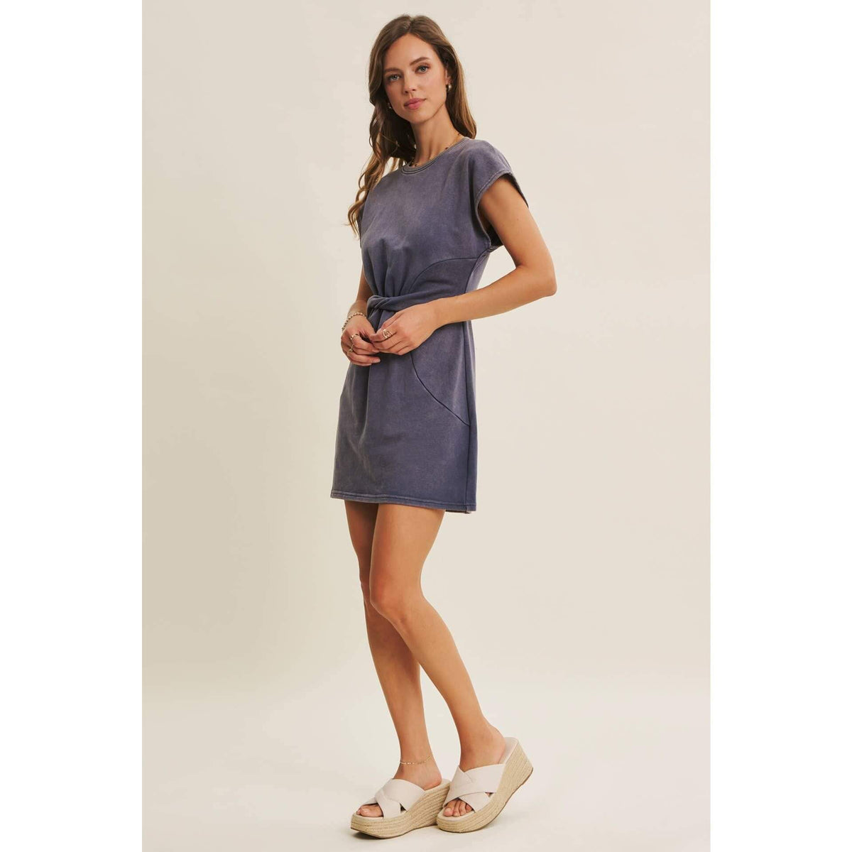 EASYGOING MINERAL-WASHED WAIST TWIST TERRY MINI DRESS: WASHED DENIM / S
