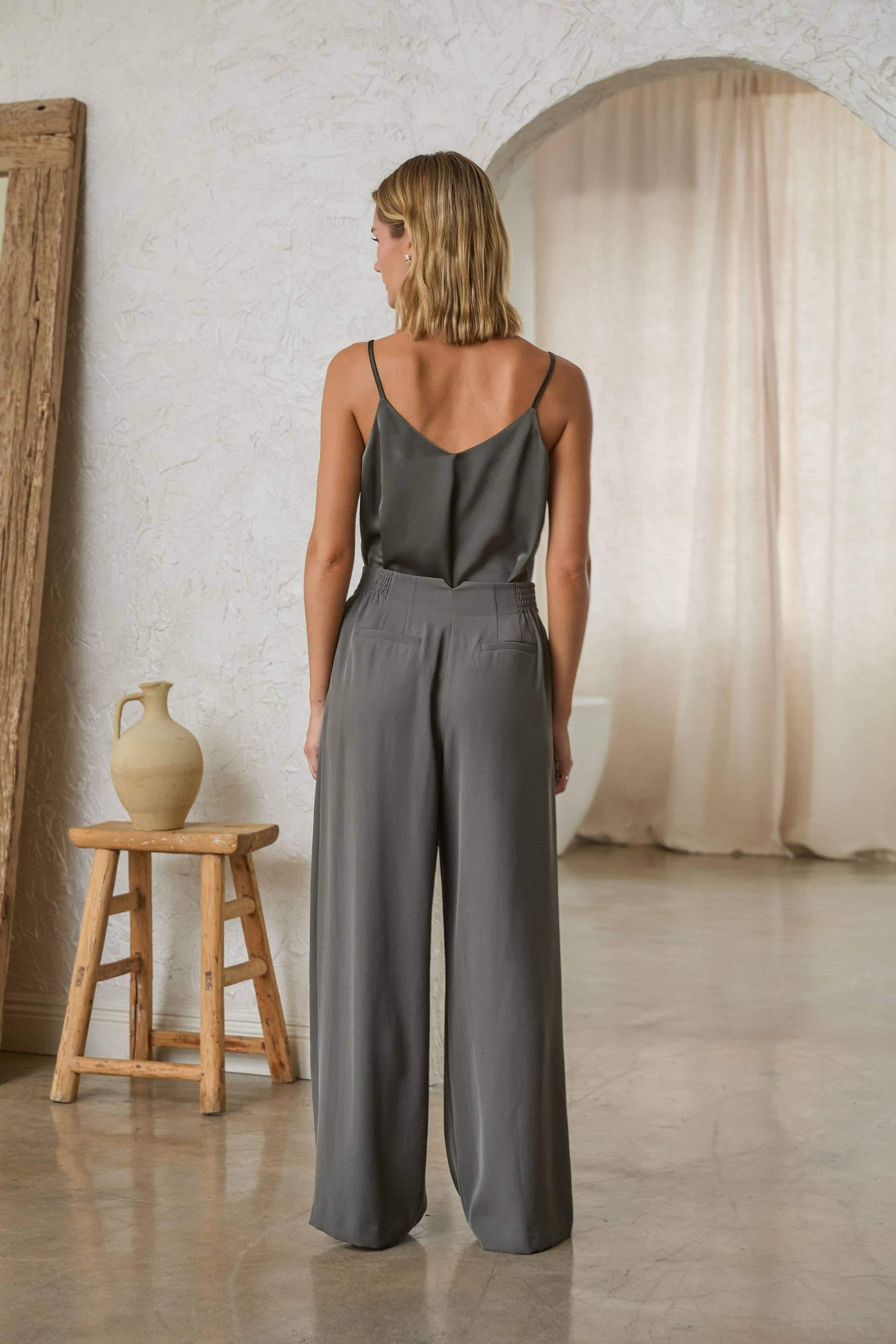 Two-Way Sleeveless Camisole: Dark Olive / XS