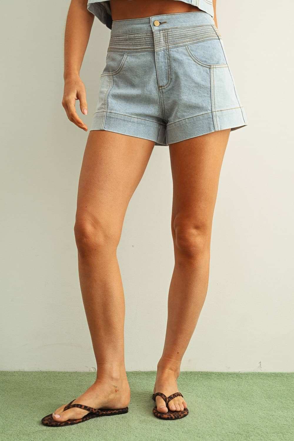 P5887ST DENIM COLOR BLOCKED SHORTS: MIX DENIM / S
