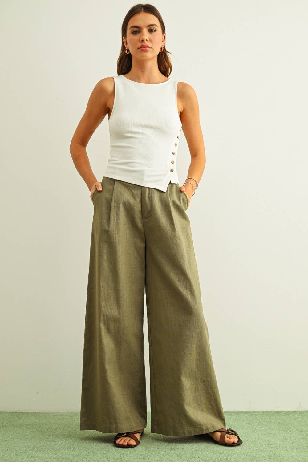 ET6416 RIBBED S/L BUTTON DETAIL ON THE SIDE TOP: CREAM / S