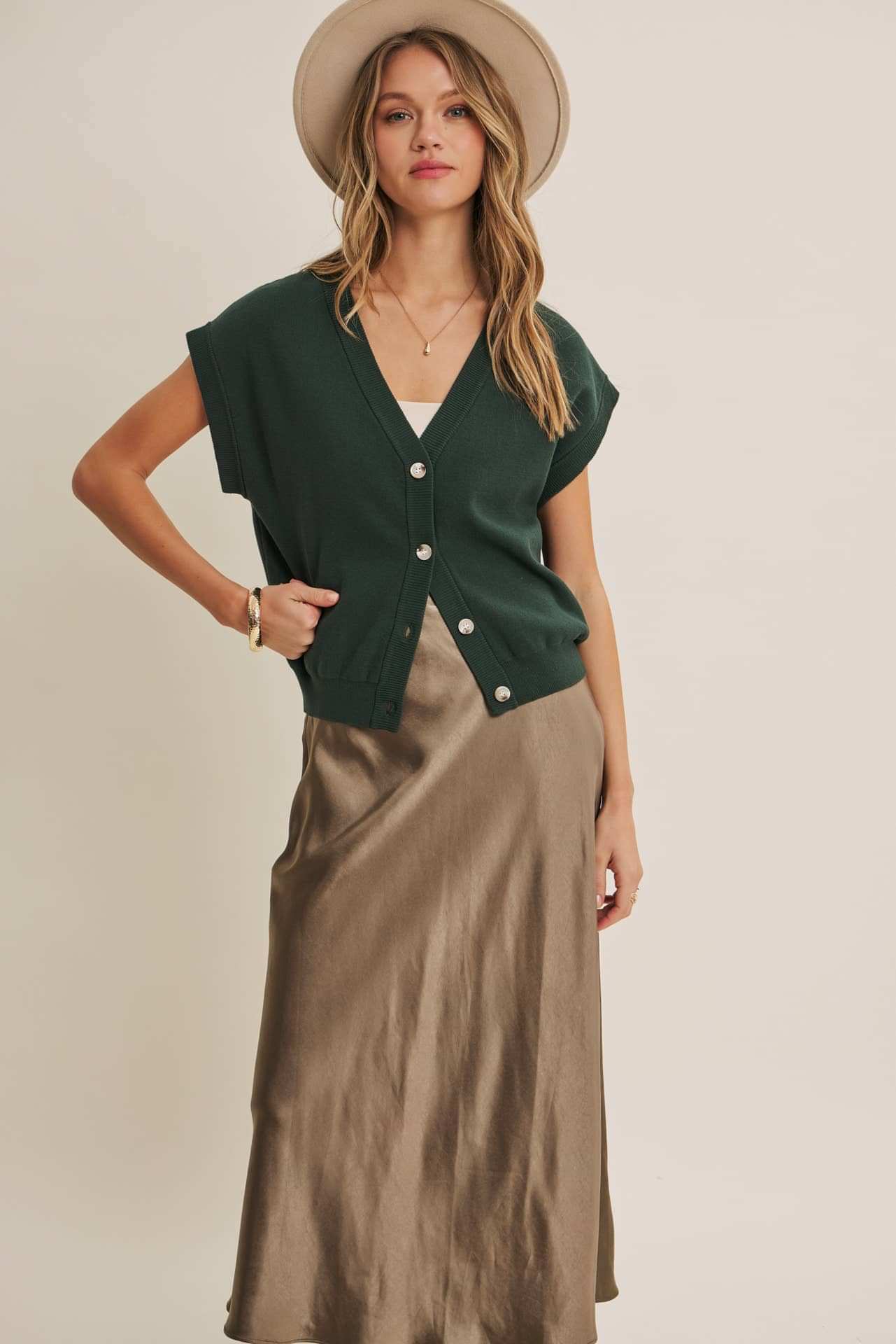 MULTI-WAY VERSATILITY SOFT COTTON BUTTON-DOWN SWEATER VEST: WINTER NAVY / S