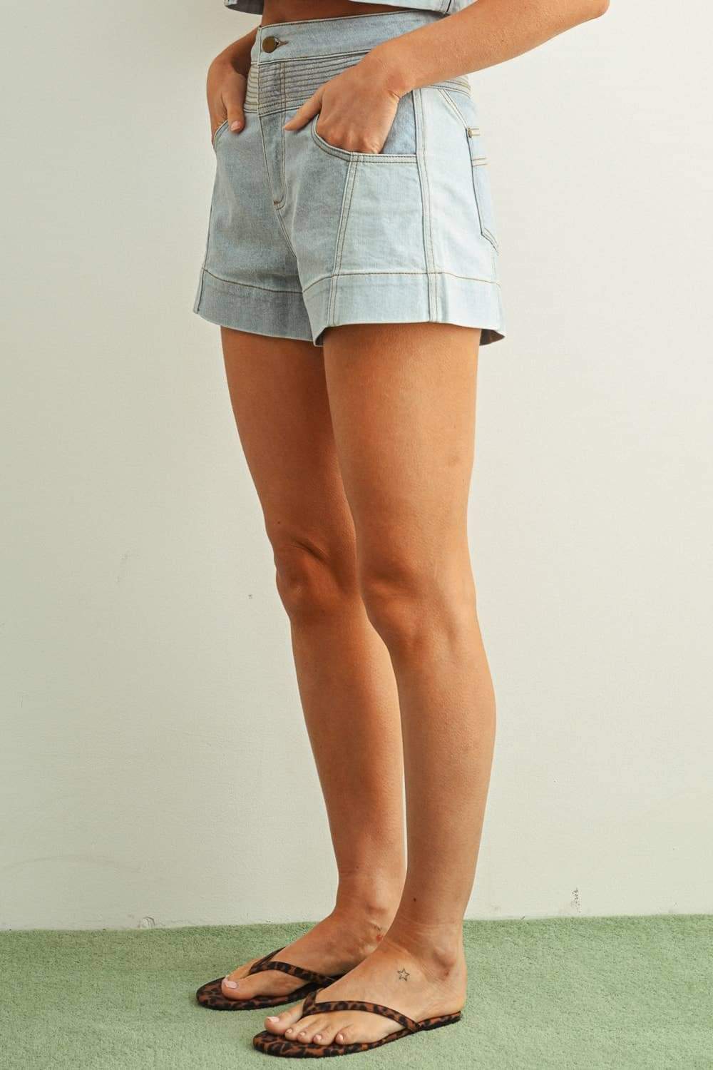 P5887ST DENIM COLOR BLOCKED SHORTS: MIX DENIM / S