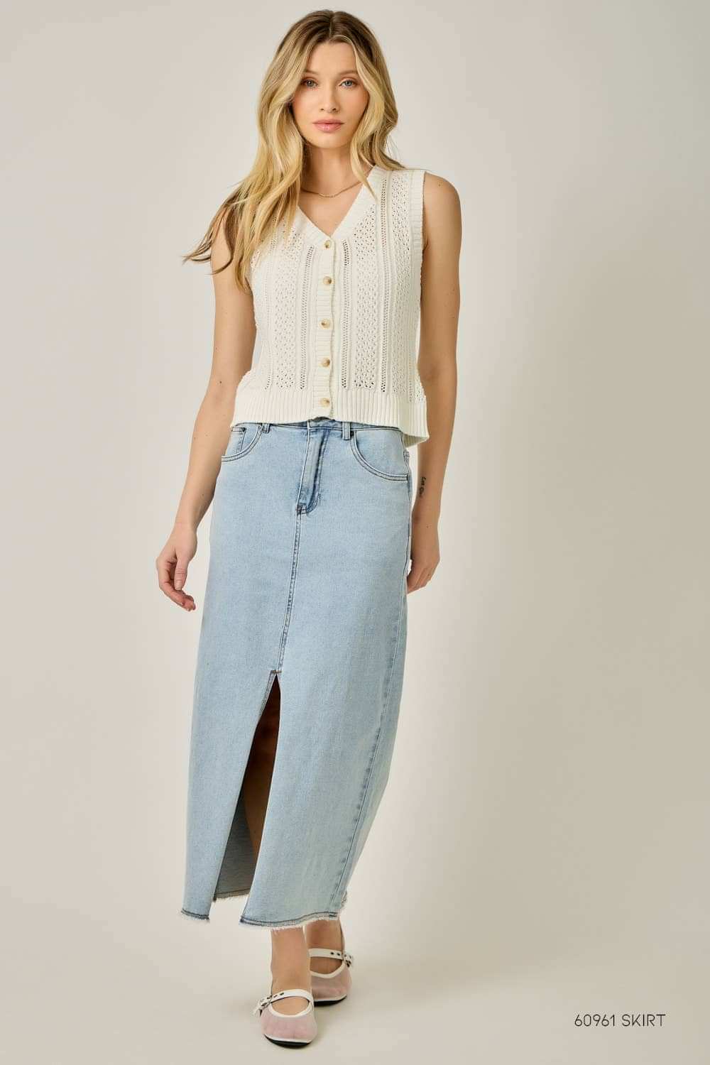 71168 Pointelle Knitted Button Up Vest: Off White / Medium