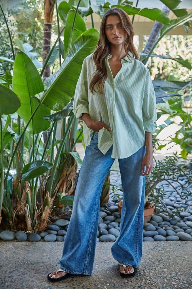 L8287 | Woven Cotton Polyester Striped Buttondown Shirt: Green / S