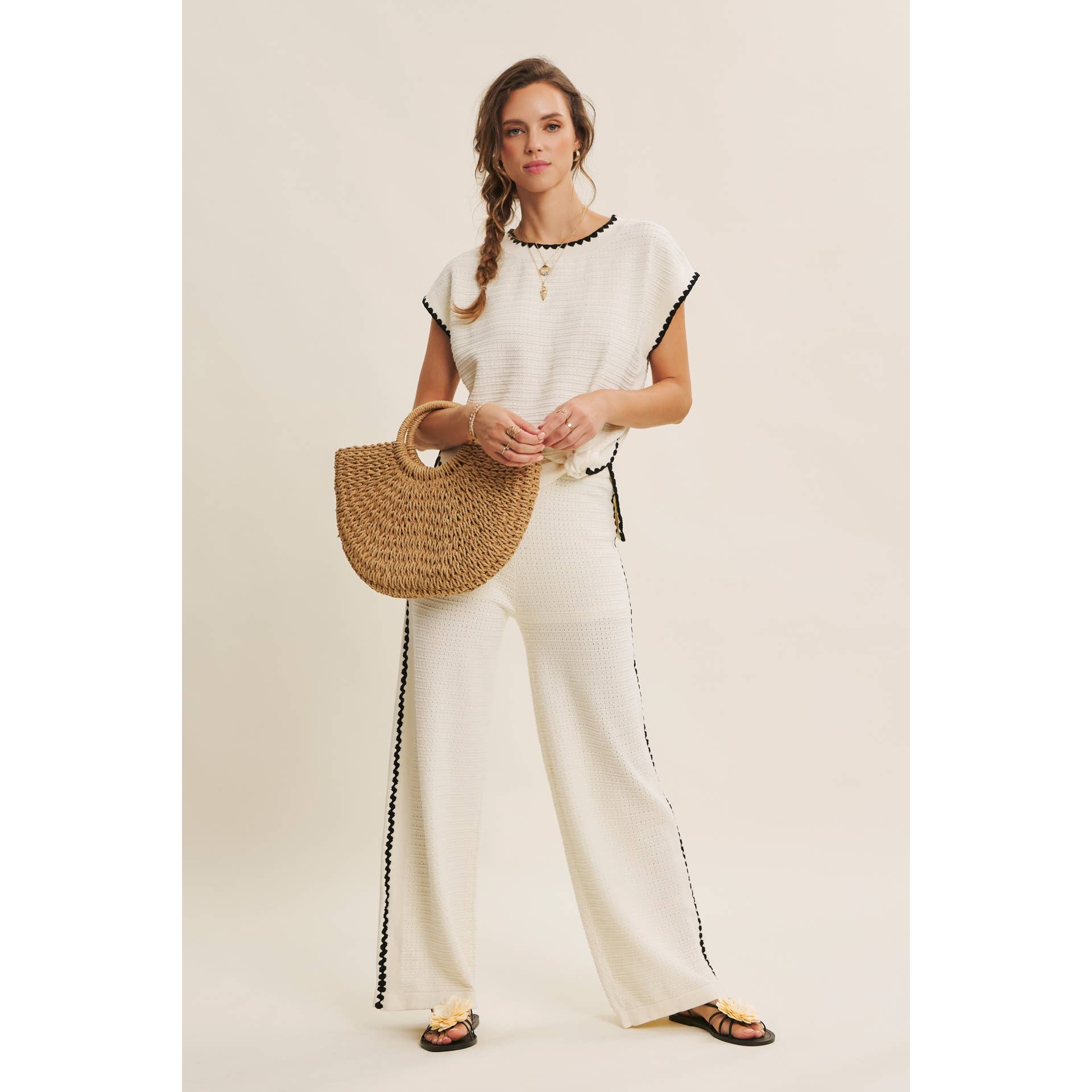 PLAYFUL SOPHISTICATION BEACHY TEXTURED SWEATER PANTS: IVORY / S | Stella & Grace Boutique .