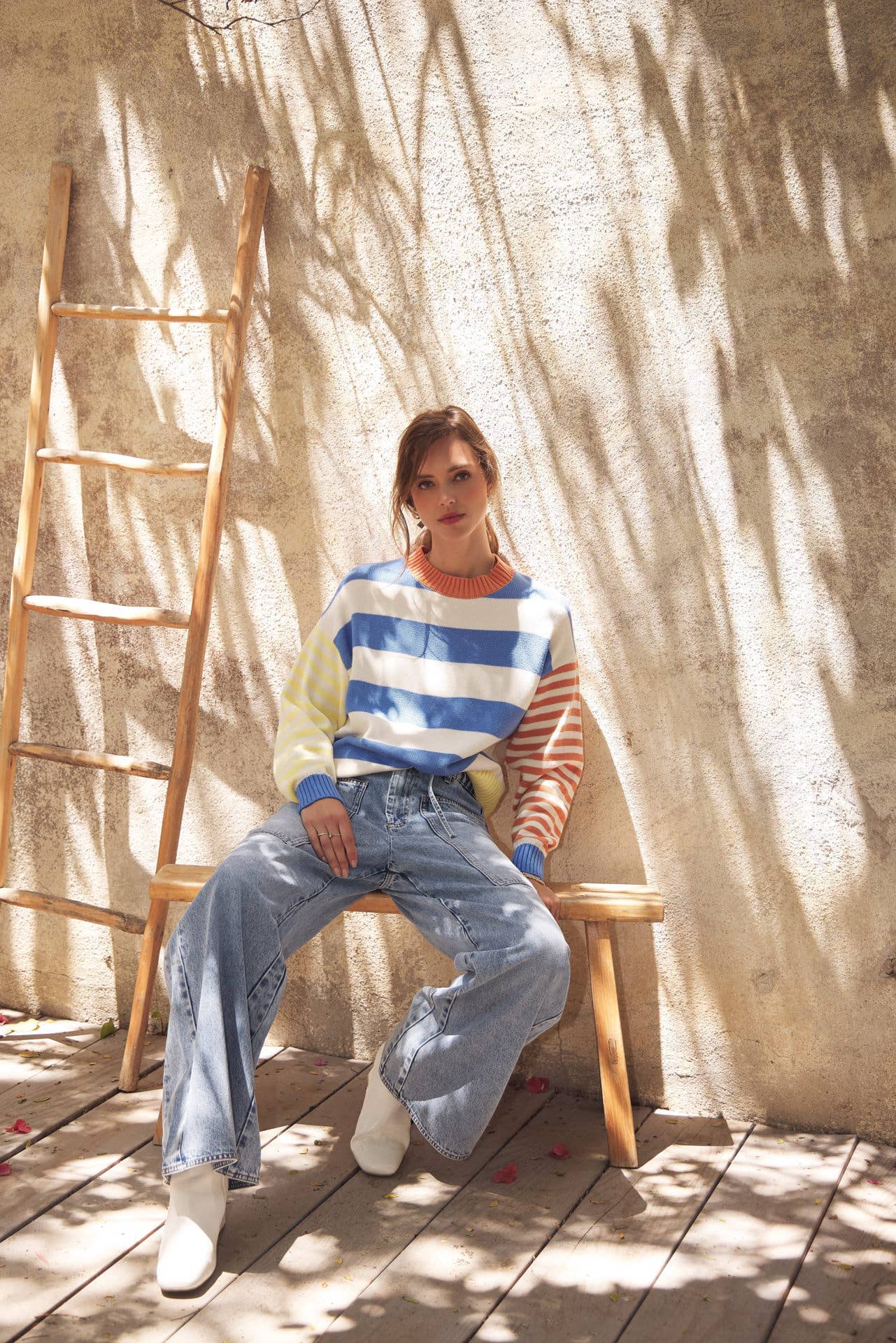 JOYFUL COLOR BLOCKED BOLD STRIPE RELAXED FIT COTTON SWEATER: BLUE/LEMON MULTI / S