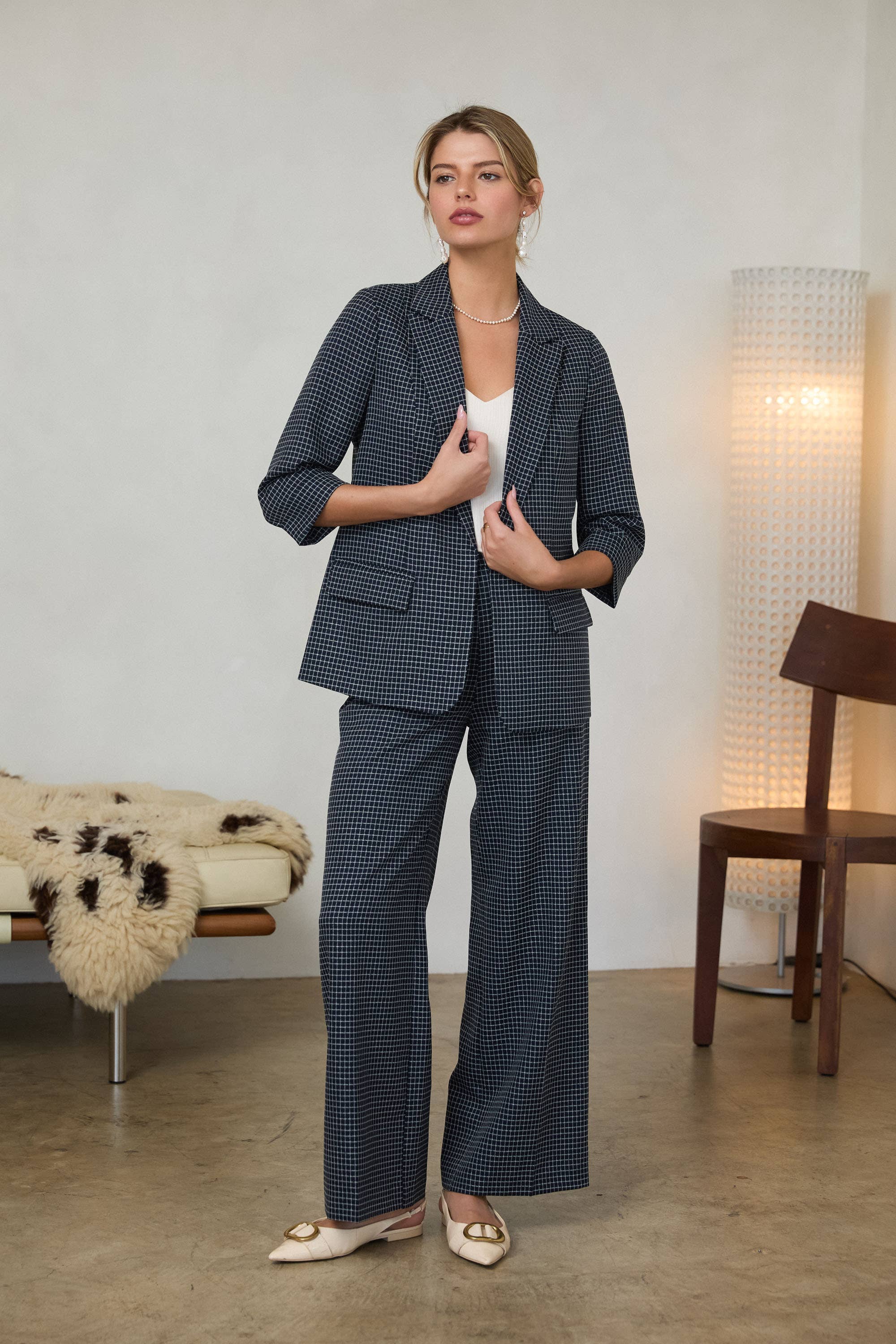 Grid Print Cuffed 3/4 Sleeve Blazer: Navy / XS
