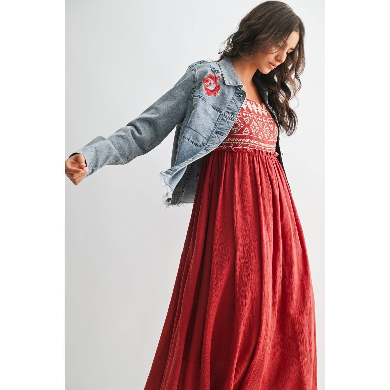 STYLISH EMBROIDERED DENIM JACKET: MEDIUM WASH / S-M-L(3-2-1)