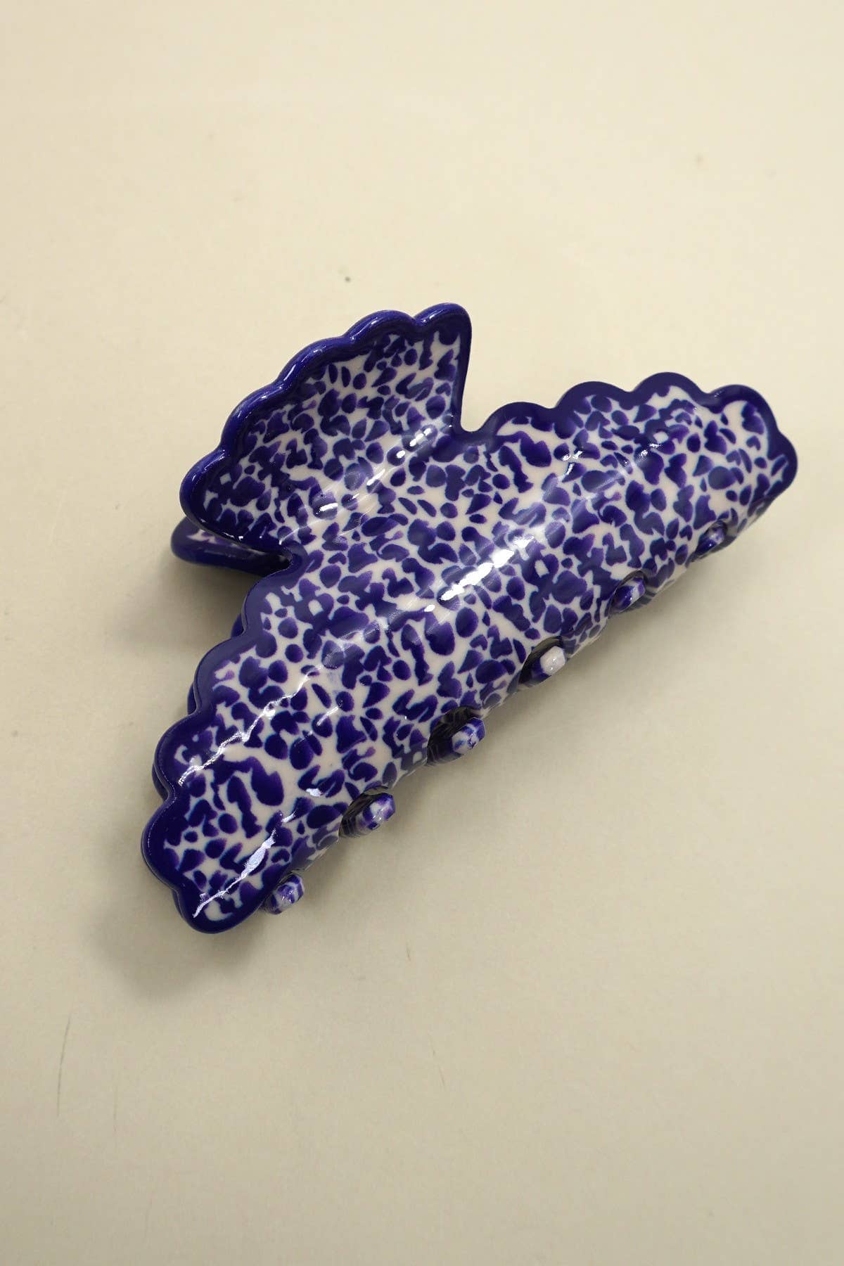VINTAGE PORCELAIN STYLE HALF MOON HAIR CLAW CLIPS | 40H964: Blue
