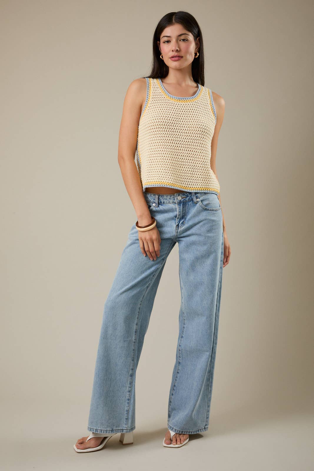 ROUND NECK SLEEVELESS CROCHET TANK TOP: BUTTER / M