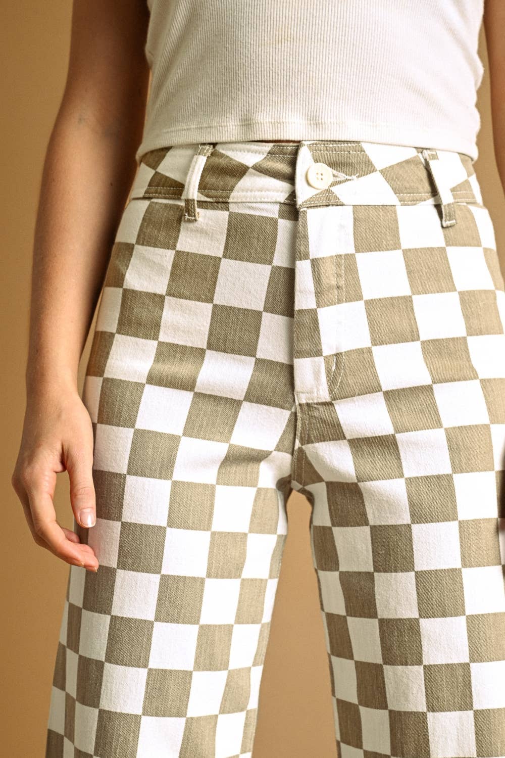 P7497 CHECKER BOARD STREATCH PANTS: TAN / S