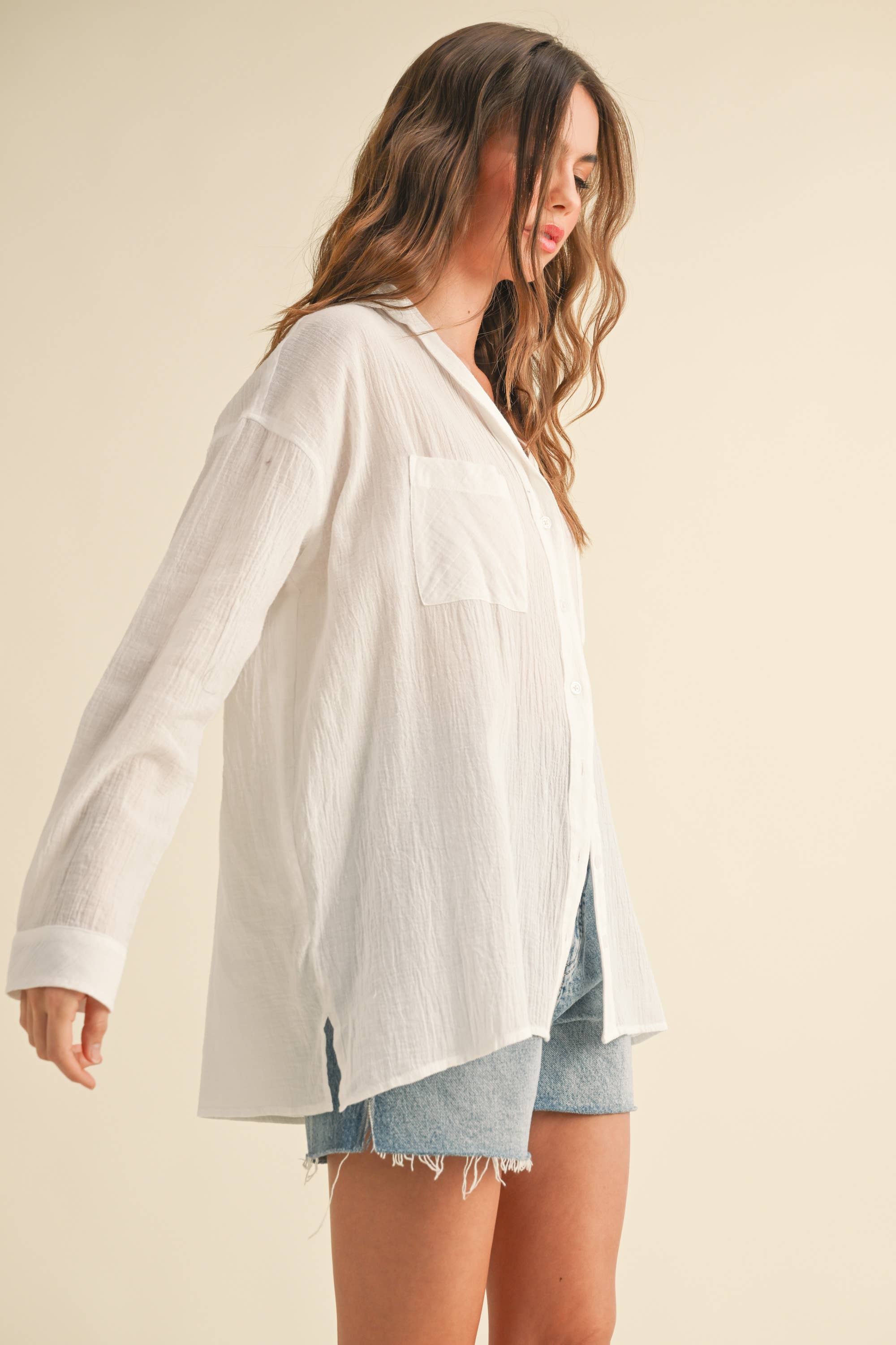 T5235   BUTTONDOWN BASIC COTTON SHIRTS: White / S | Stella & Grace Boutique .