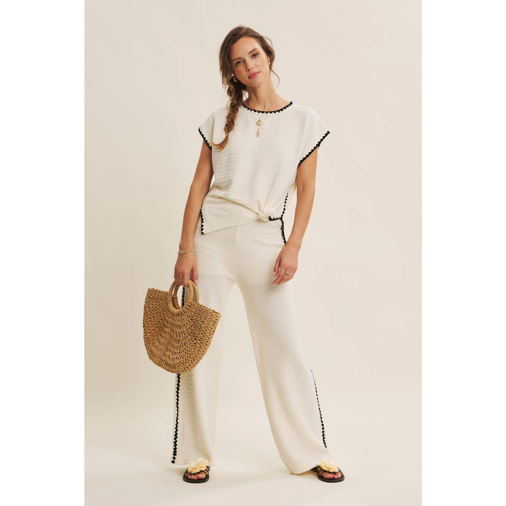 PLAYFUL WHIPSTITCH TEXTURED SWEATER TOP FOR COASTAL ESCAPE: IVORY / S