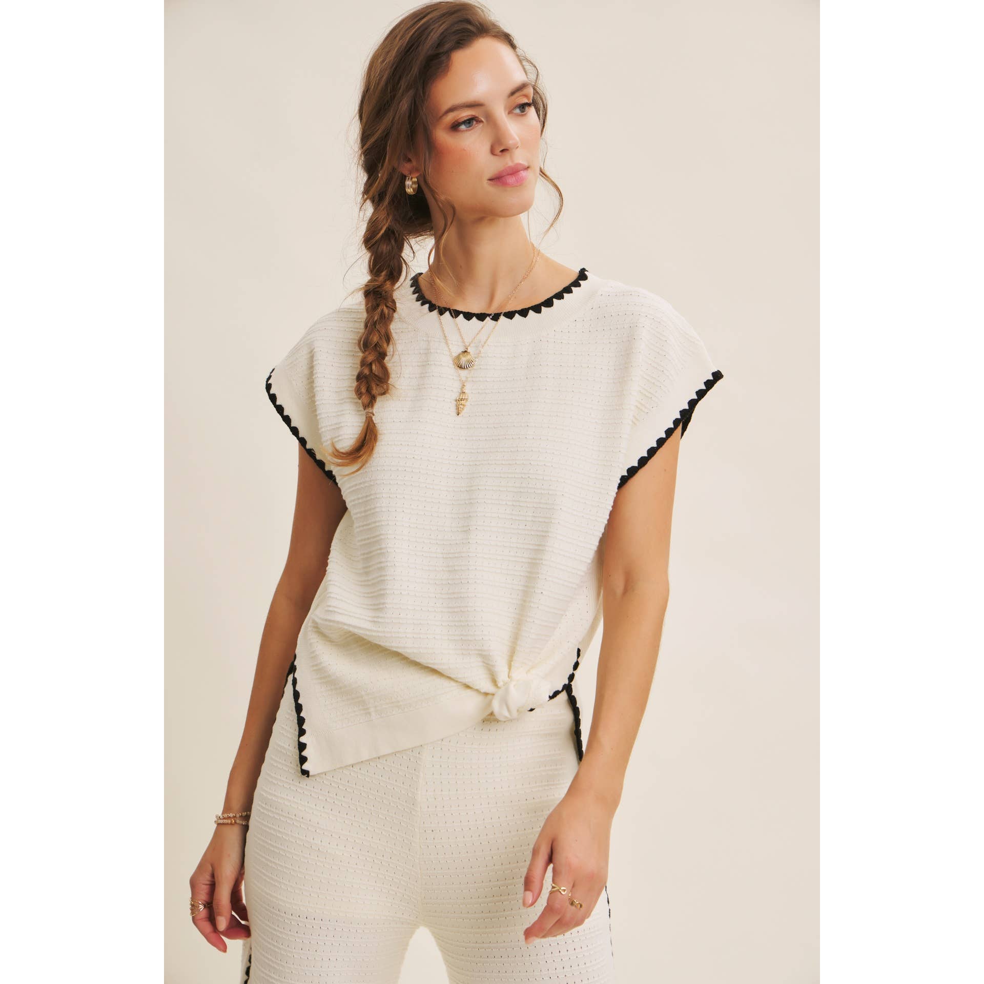 PLAYFUL SOPHISTICATION BEACHY TEXTURED SWEATER PANTS: IVORY / S | Stella & Grace Boutique .