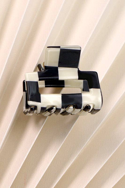 CELLULOSE CUT OUT RECTANGLE HAIR CLAW CLIPS | 40H539: BLK/WHT