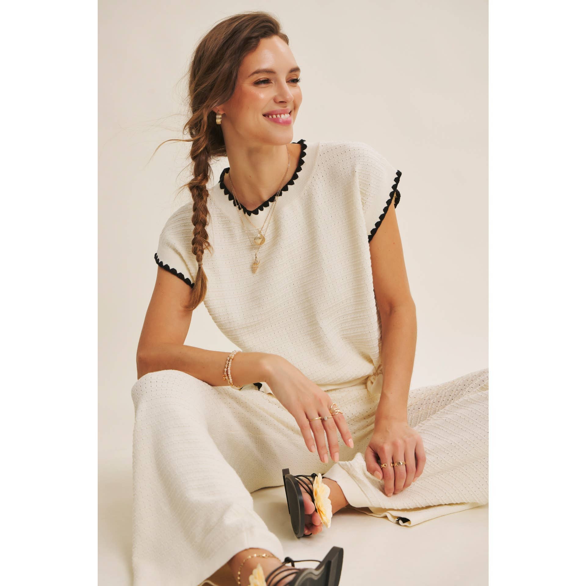 PLAYFUL WHIPSTITCH TEXTURED SWEATER TOP FOR COASTAL ESCAPE: IVORY / S