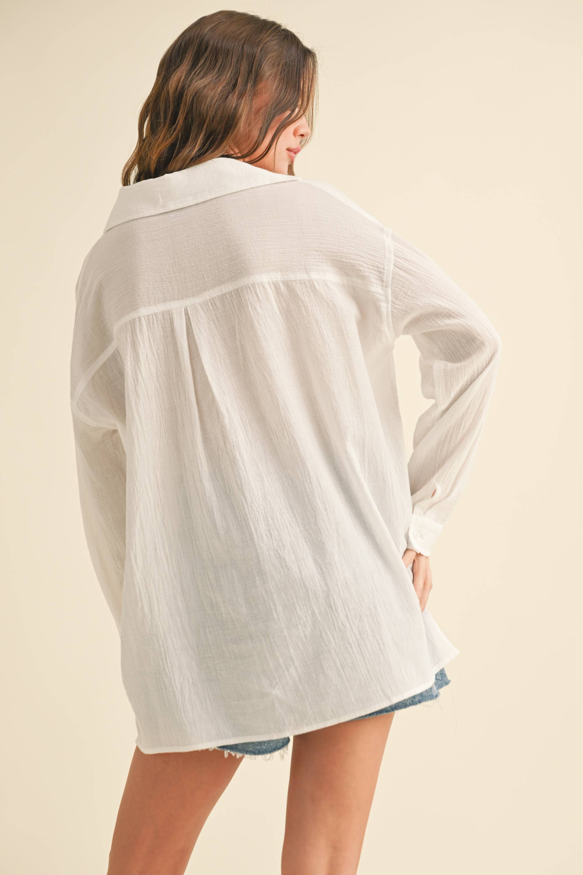 T5235   BUTTONDOWN BASIC COTTON SHIRTS: White / S | Stella & Grace Boutique .
