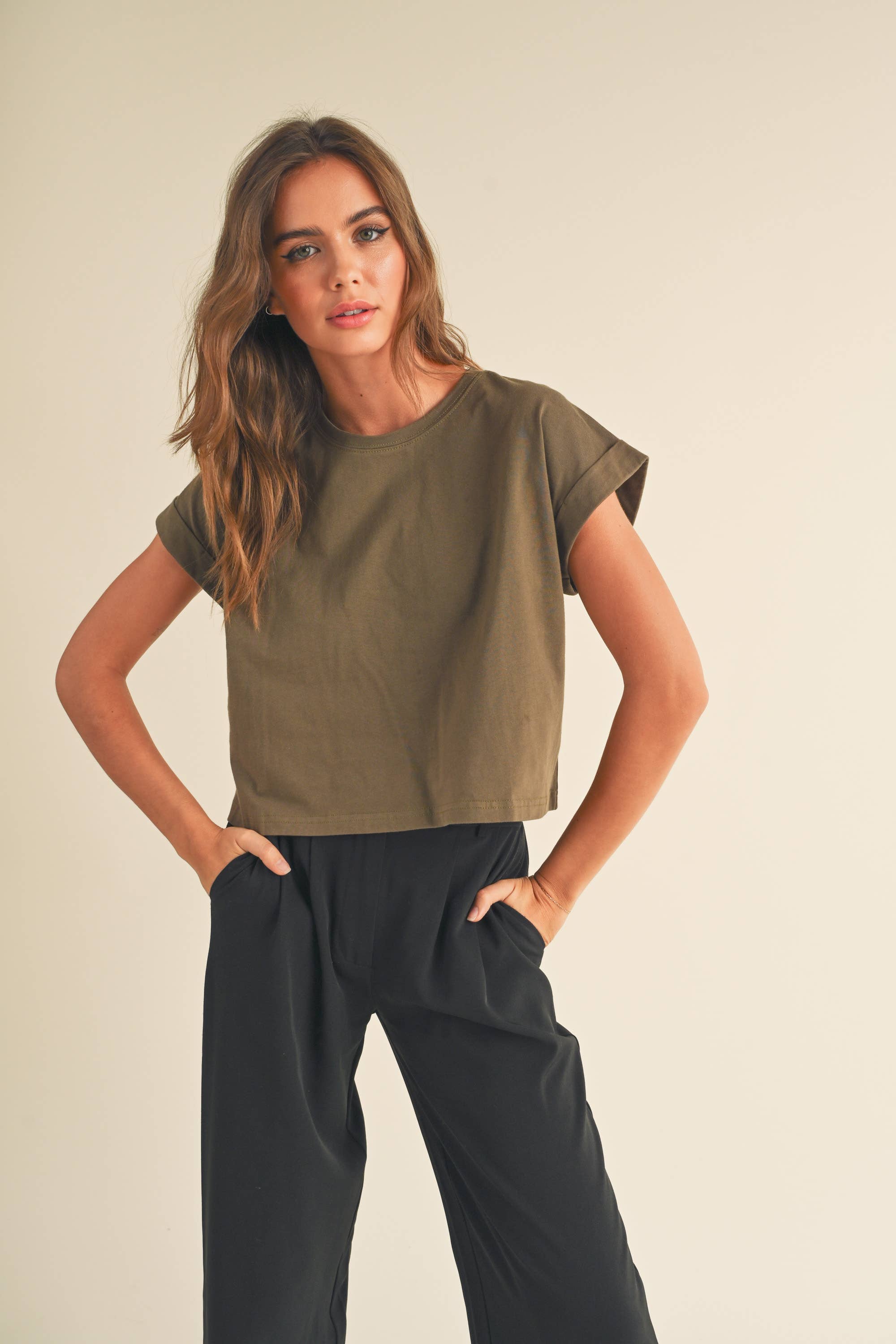 T2263 ROUND NECK CUFFED SLEEVE TOP: OLIVE GREY / S