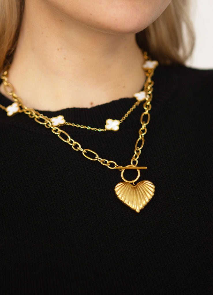 18k Gold White Clover Necklace