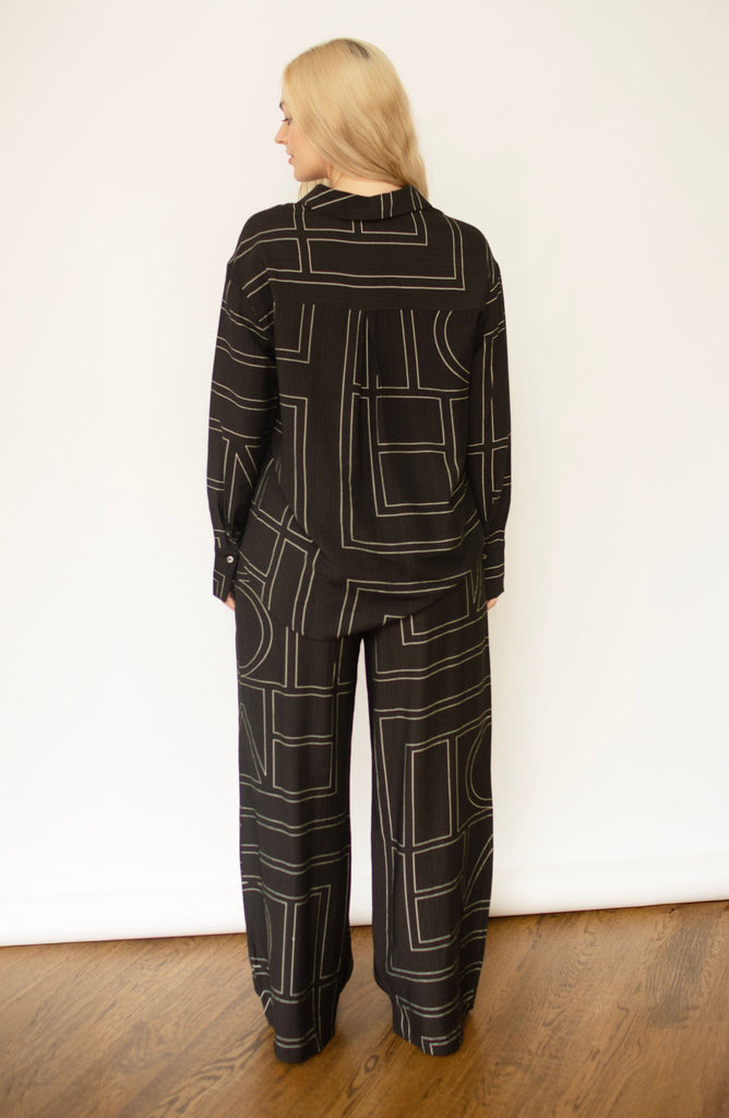 Black Print Relaxed Shirt