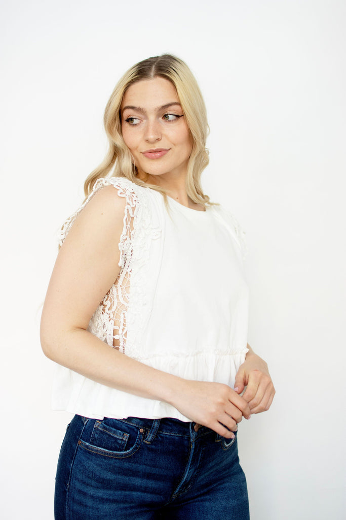 White Lace Trim Ruffle Cropped Top