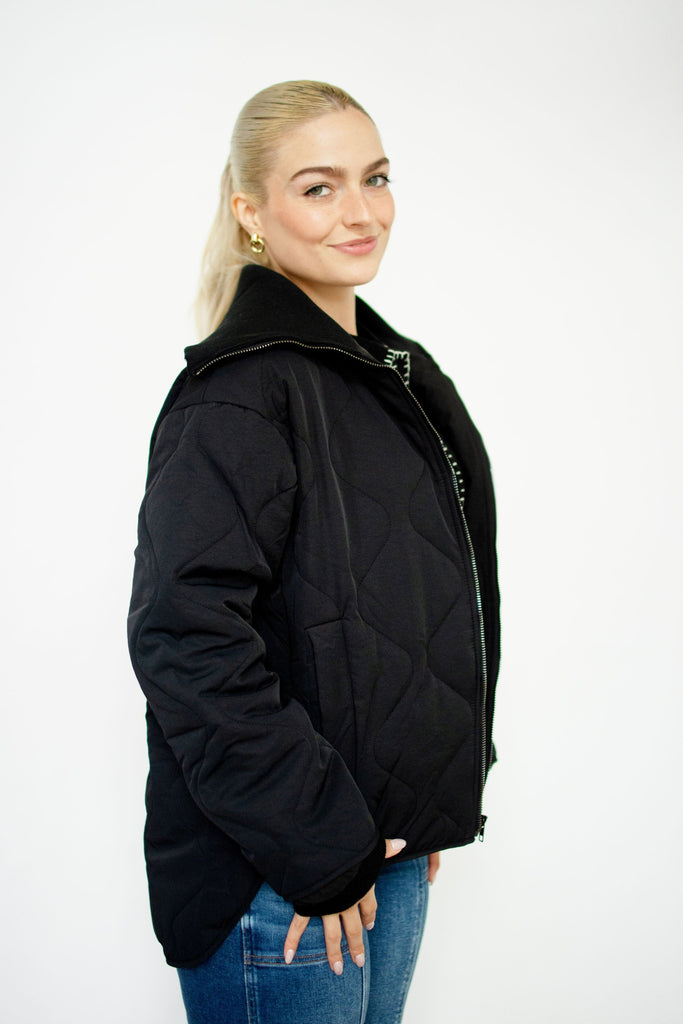 Black Quilted Rib Collar Coat
