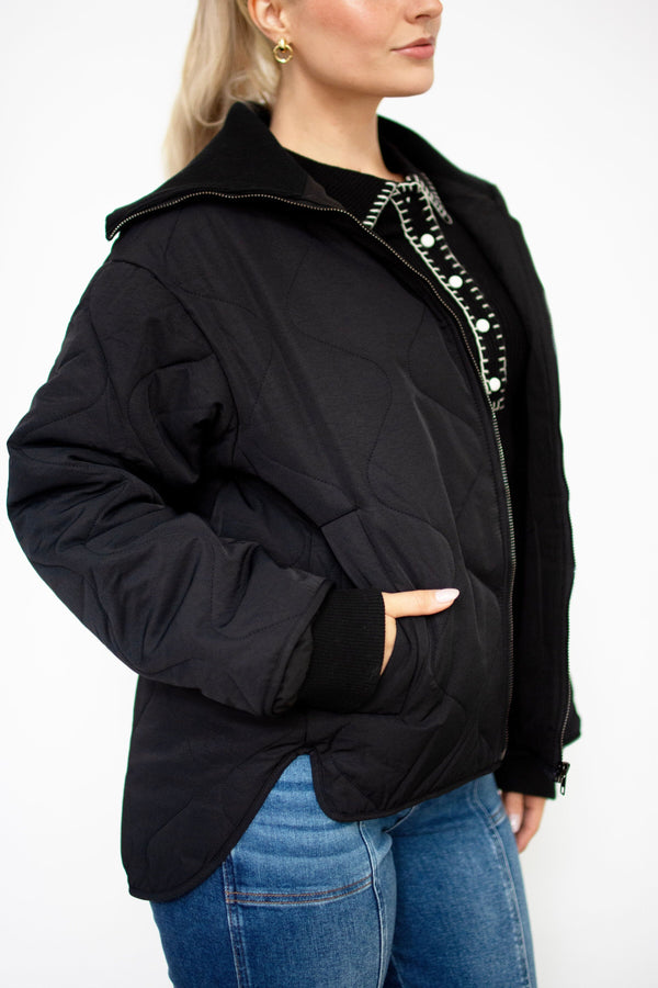 Black Quilted Rib Collar Coat